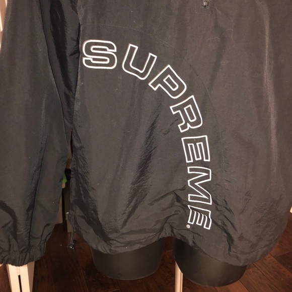 Supreme | SS18 Corner Arc Half Zip - Picture 3 of 5